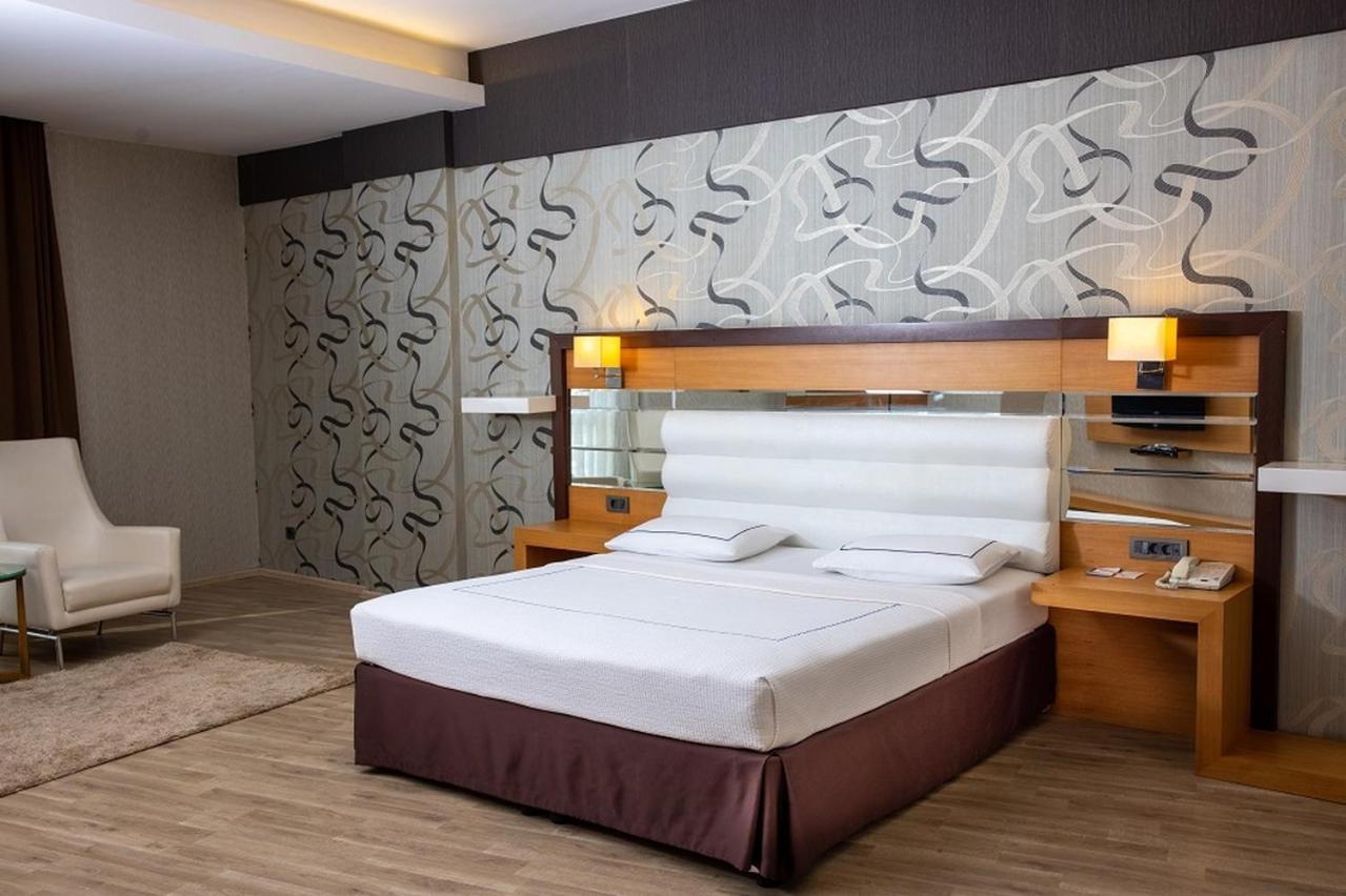 Anemon Grand Adana Otel Екстер'єр фото